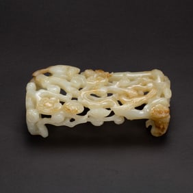 A CARVED WHITE JADE INK-STAND