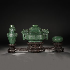 A SET OF THREE SPINACH GREEN JADE INCENSE TOOLS