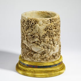 A CARVED SHOUSHAN STONE BRUSHPOT