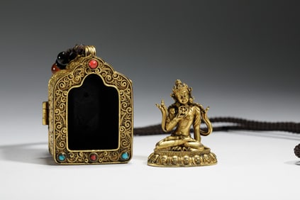 A TIBETAN BRONZE-GILT BODHISATTVA WITH PORTABLE SHRINE