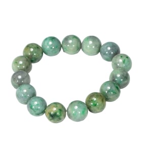 A JADEITE PRAYER BEADS