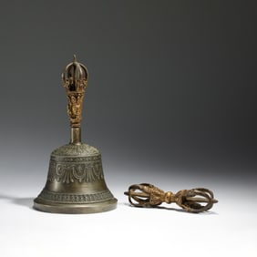 A SINO-TIBETAN BRONZE BELL WITH VAJRA
