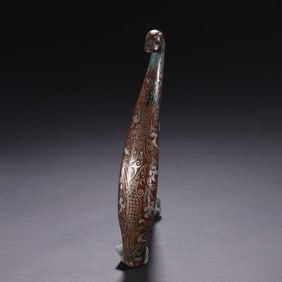 A FINE GOLD AND SILVER INLAID BRONZE BELTHOOK