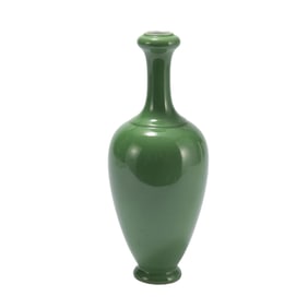 A CHINESE GREEN GLAZE WILLOW VASE