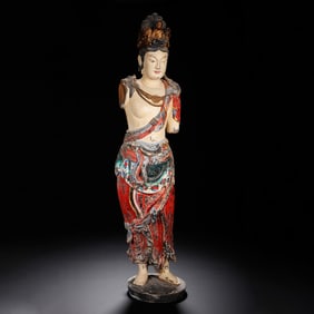 A POLYCHROME PAINTED WOODEN STANDING BODHISATTVA