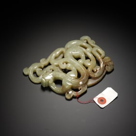 A WHITE JADE CARVING OF CHILONG