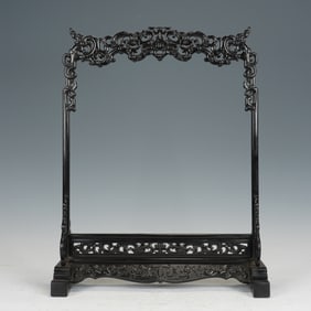 A CARVED ROSEWOOD ZITAN BRUSH HOLDER