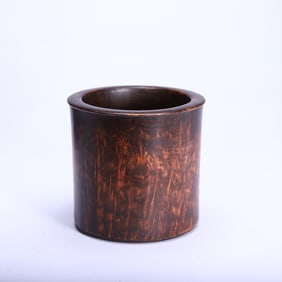 A HUANGHUALI BRUSHPOT