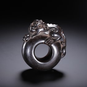 A CARVED ROSEWOOD ZITAN ORNAMENT