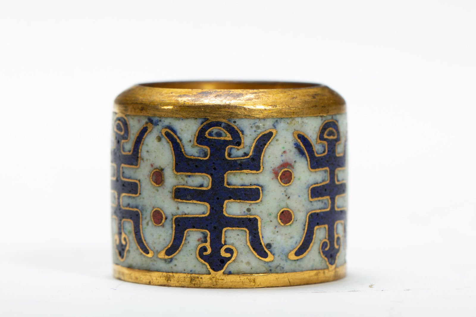 A CLOISONNE ENAMEL ARCHER RING - 3
