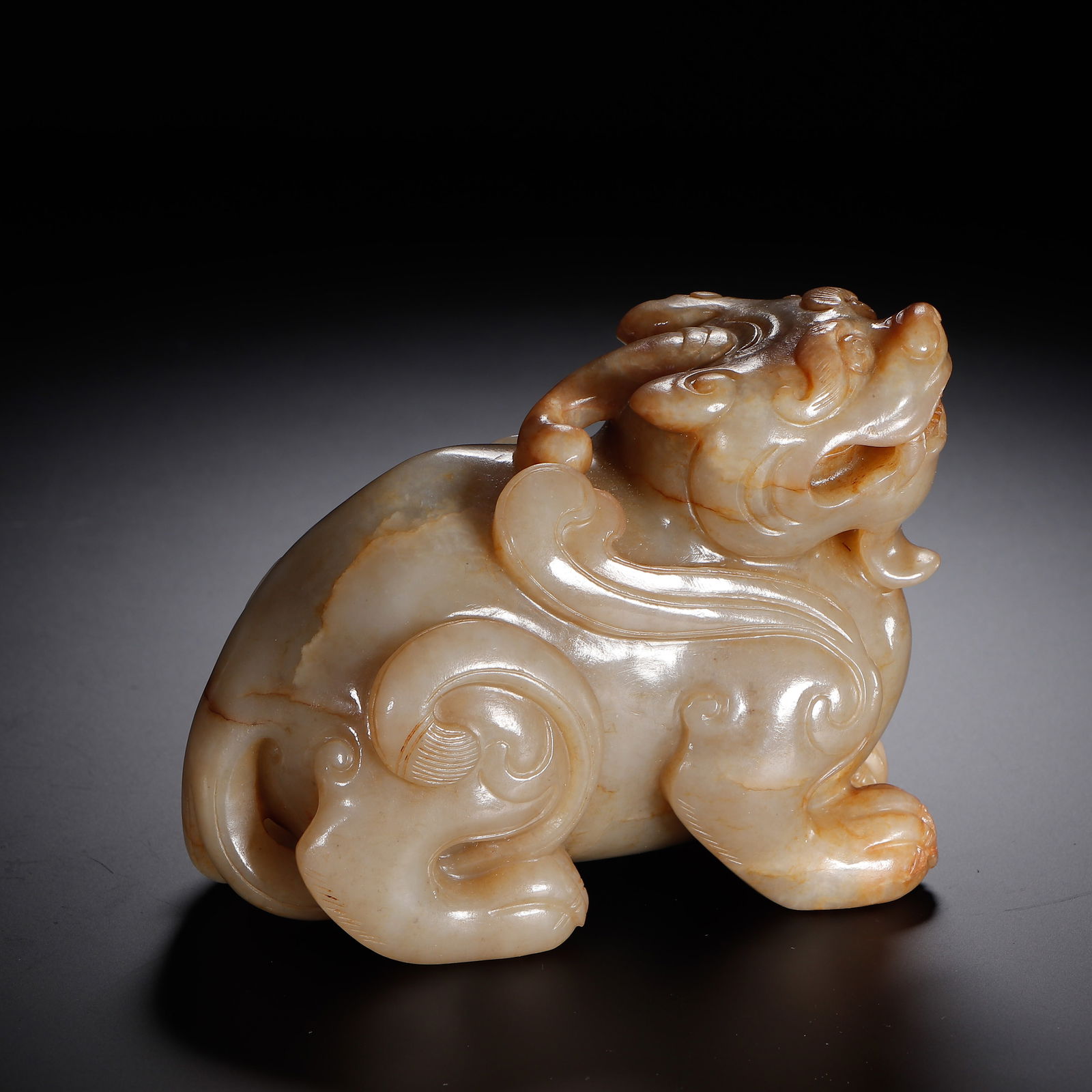 A CARVED WHITE JADE MYTHICAL BEAST PIXIE (1 of 9)