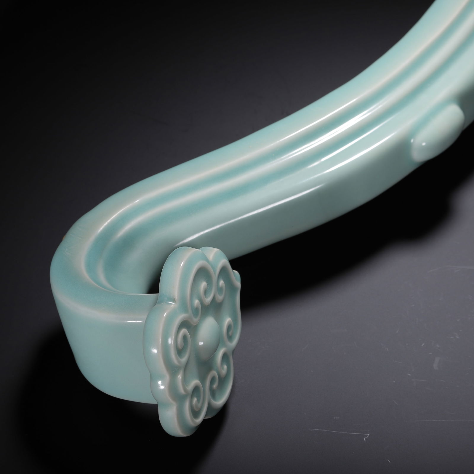 A RU-WARE RUYI SCEPTER - 7