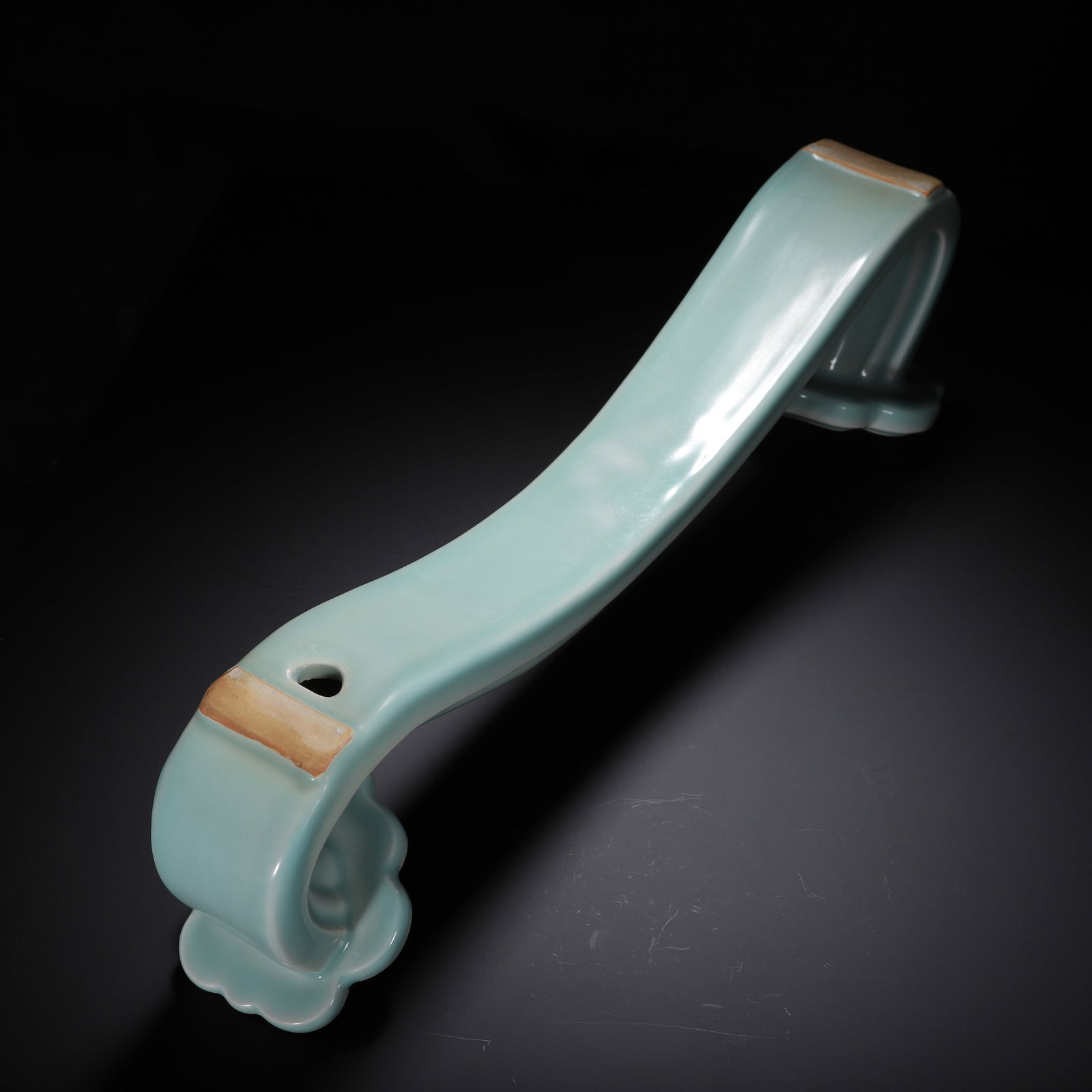 A RU-WARE RUYI SCEPTER - 8