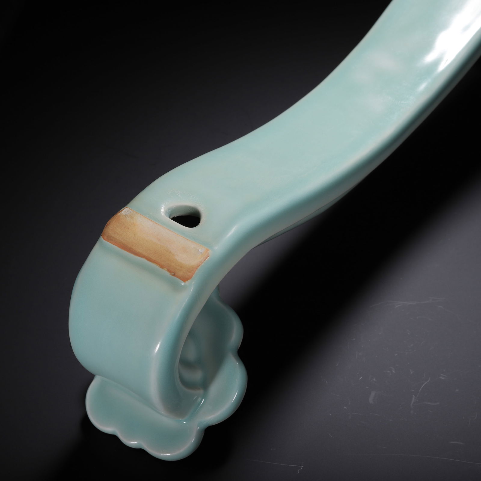 A RU-WARE RUYI SCEPTER - 9