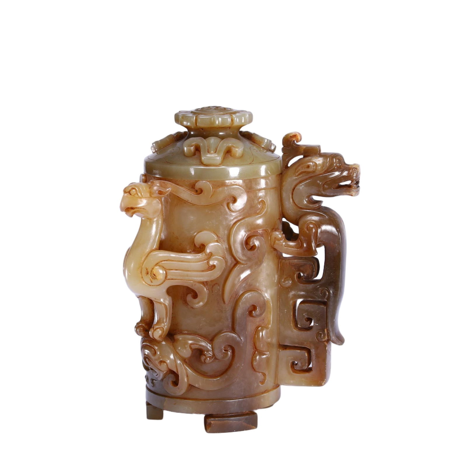 A CHINESE ARCHAISTIC CARVED JADE CUP WITH COVER (1 of 9)