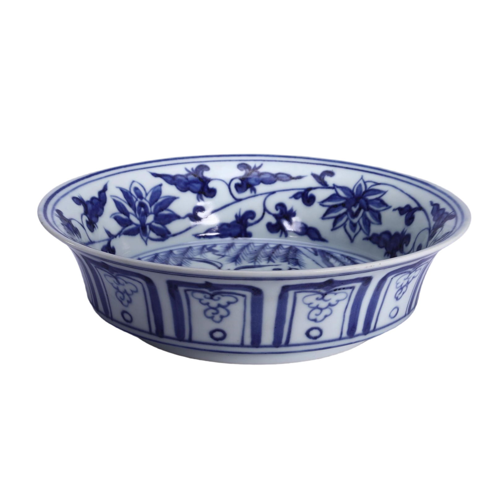 A BLUE AND WHITE LOTUS SCROLLS WASHER (1 of 9)