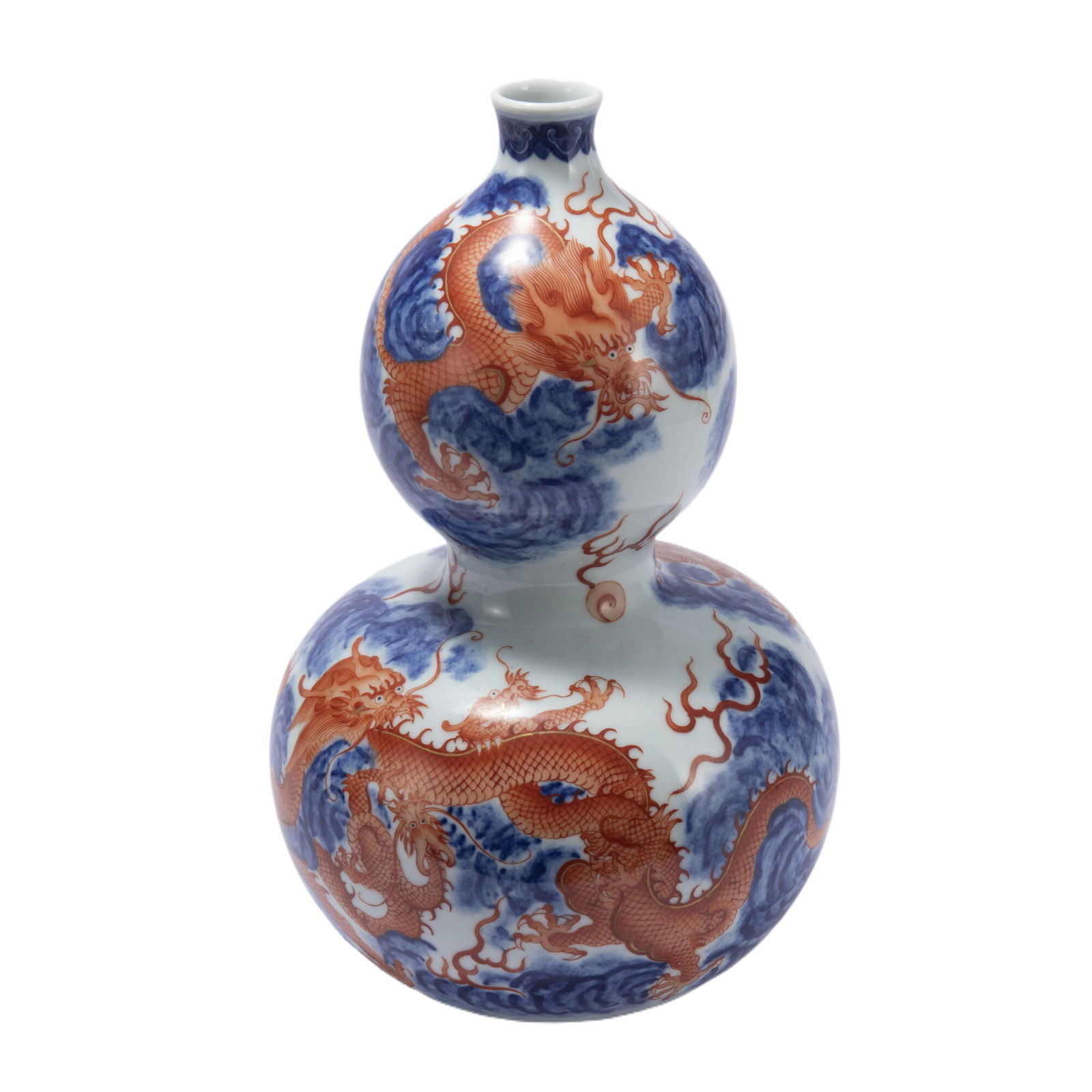 A CHINESE BLUE AND WHITE IRON RED GLAZE PORCELAIN GOURDS VASE (1 of 10)