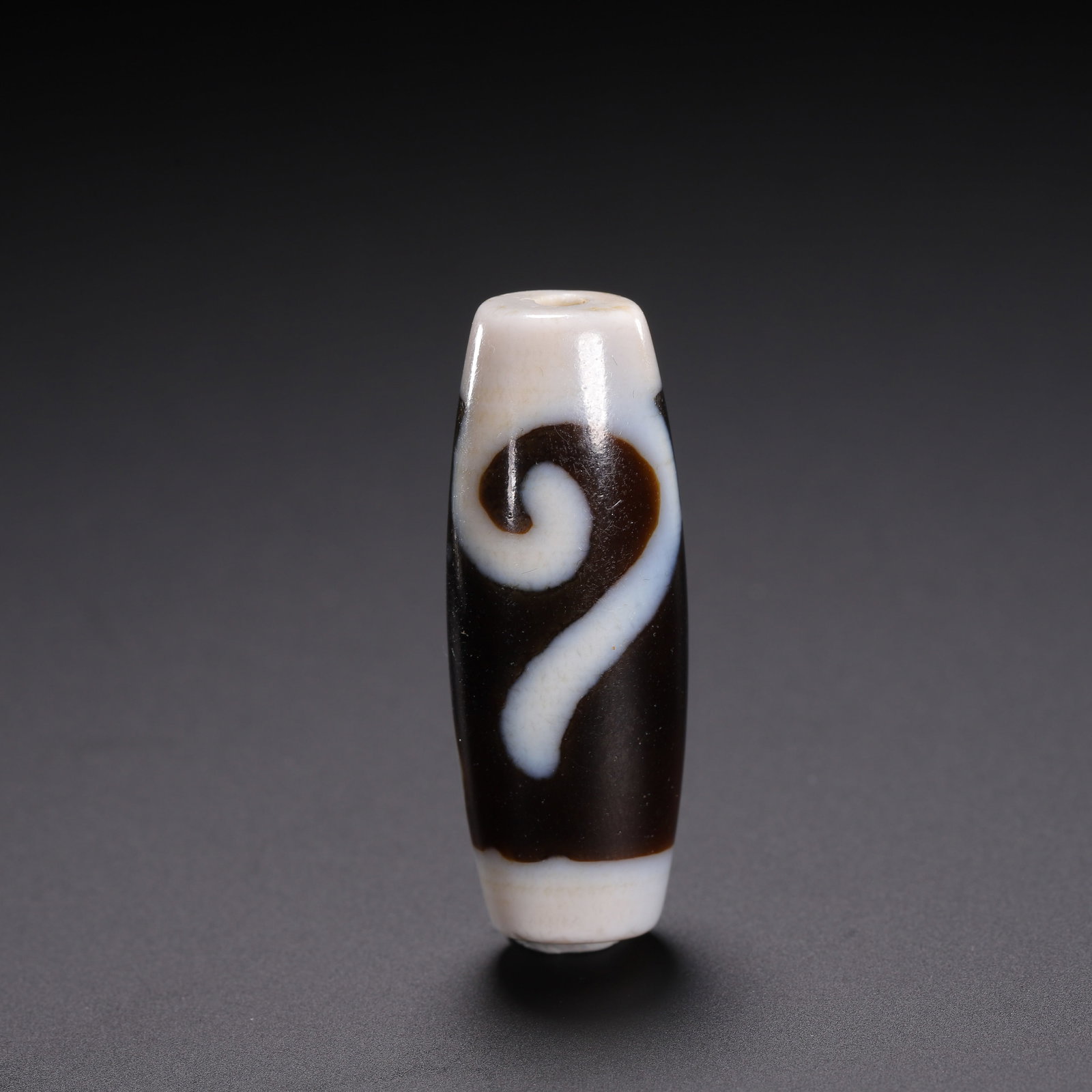 A TIBETAN DZI BEAD (1 of 9)