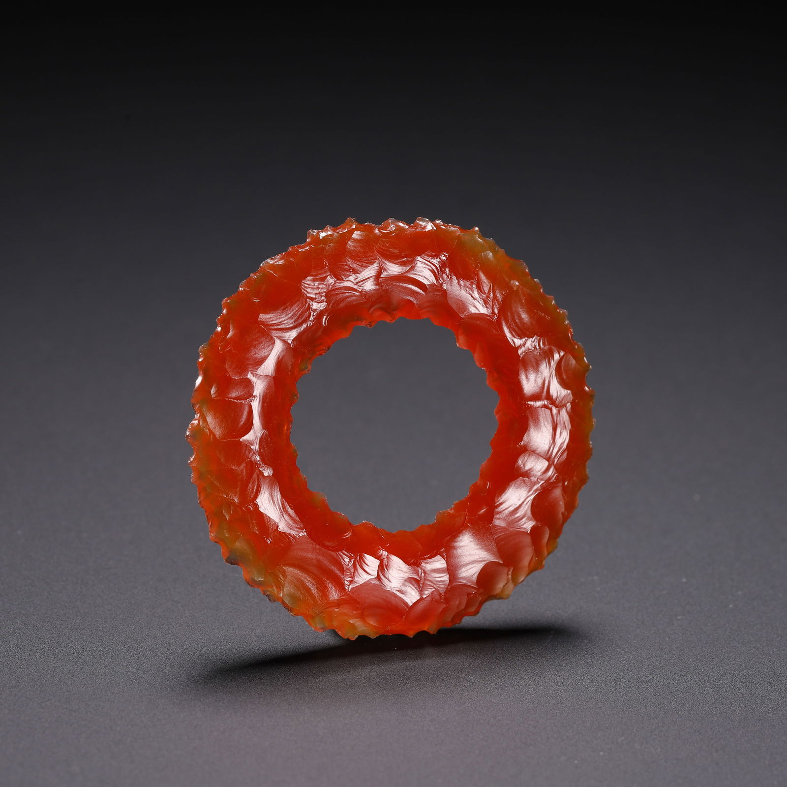 AN AGATE RING - 9