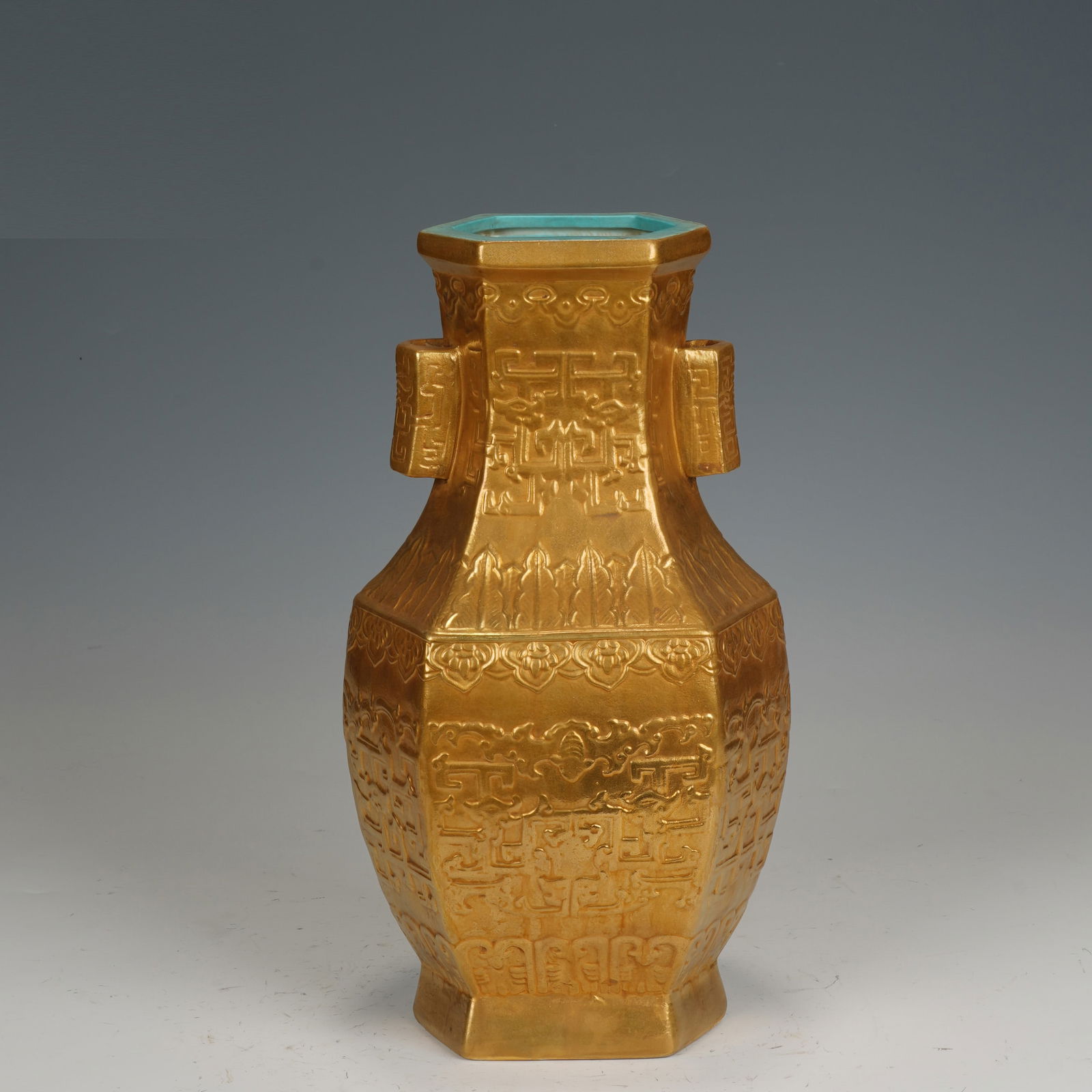 A GOLDEN GLAZE TUBULAR VASE (1 of 8)