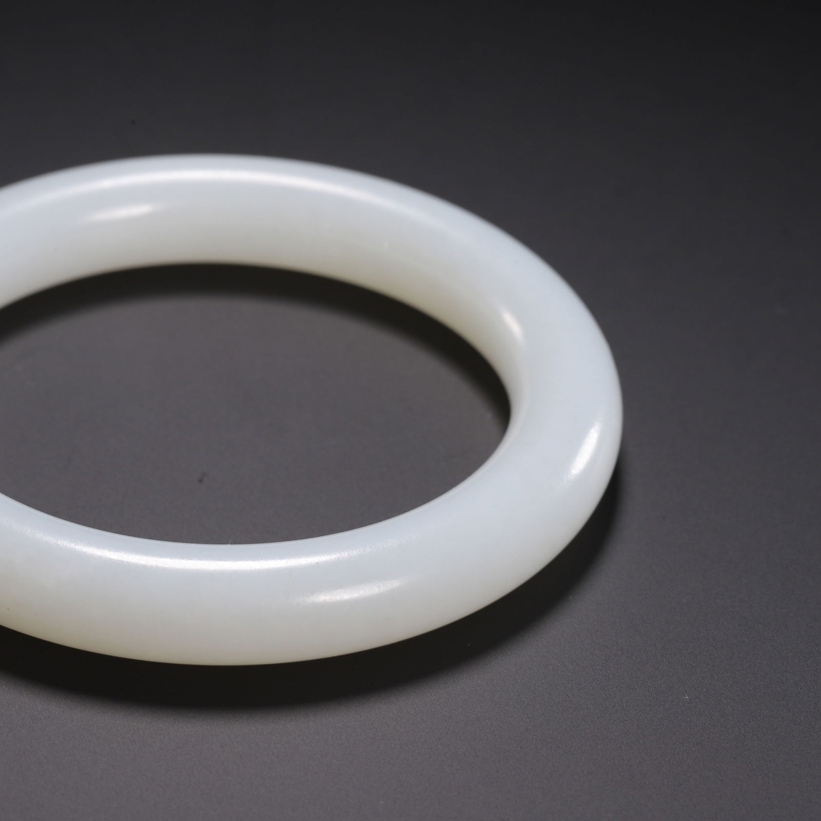 A WHITE JADE BANGLE - 3