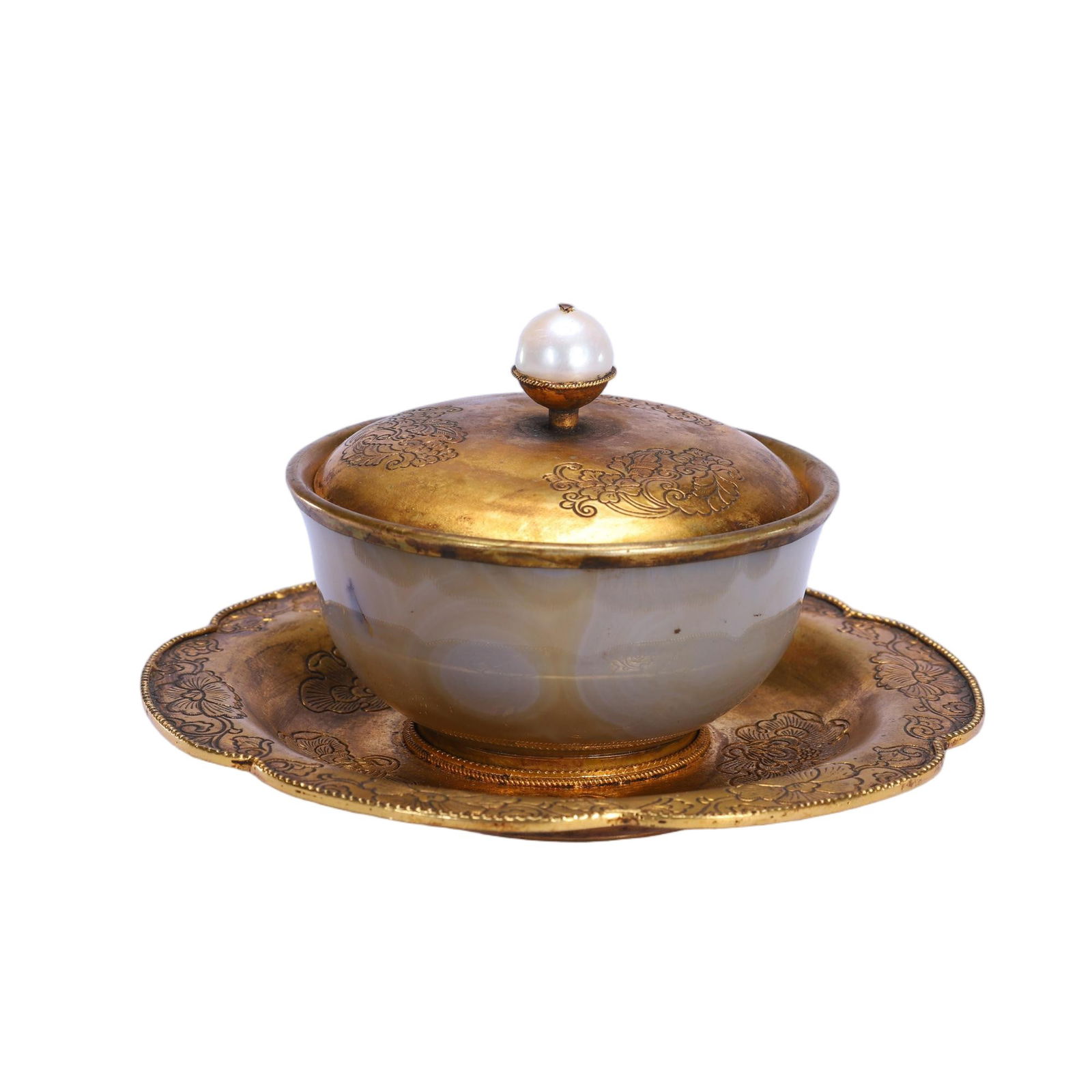 A CARVED AGATE CUP WITH COVER (1 of 9)