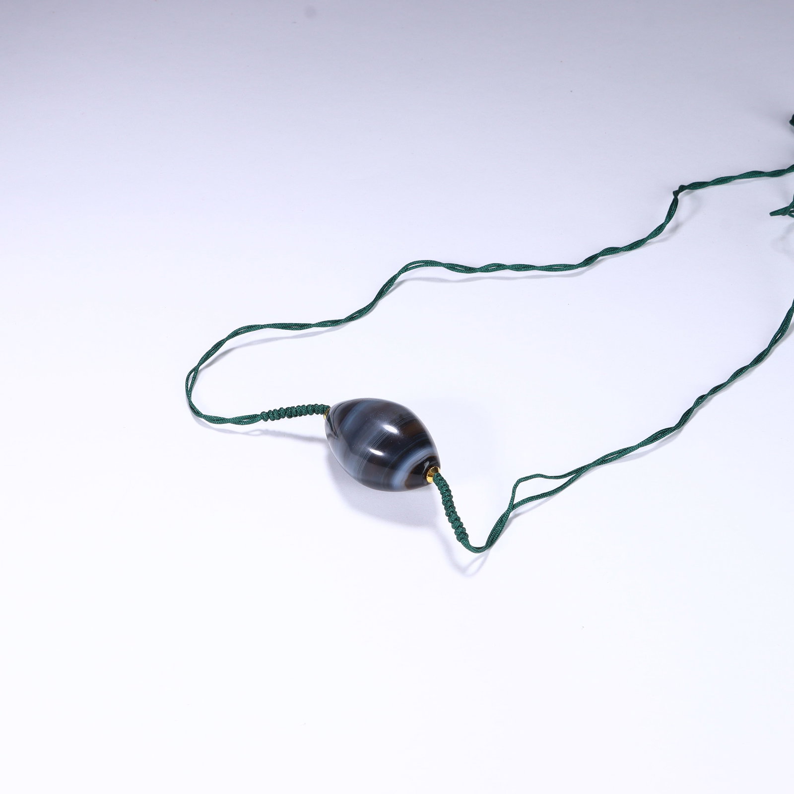 A CHINESE DZI BEAD NECKLACE (1 of 4)