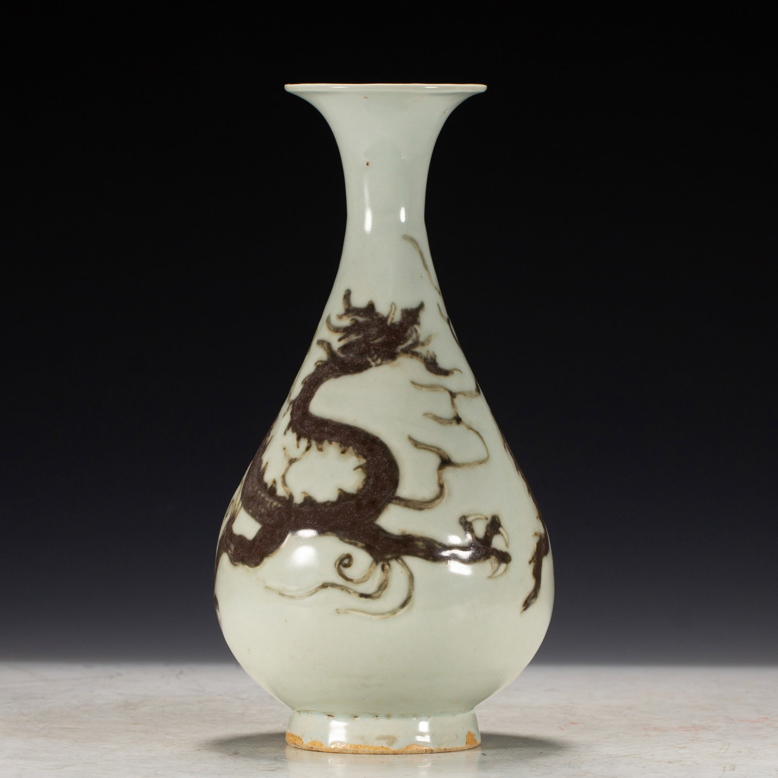 Chinese Underglaze Red Dragon Vase (1 of 10)