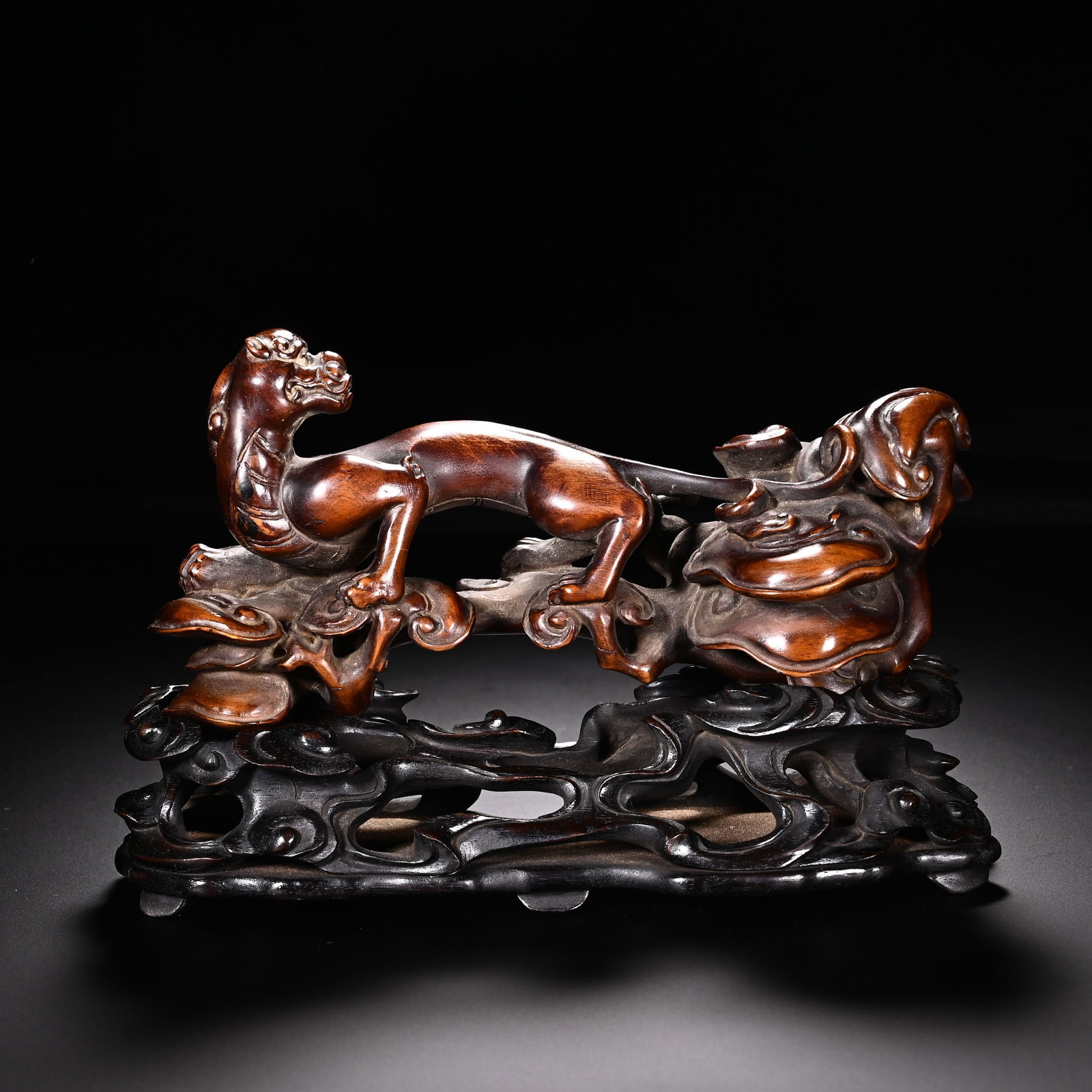 Chinese Huanghuali Chilong Brush Rest with Stand (1 of 9)