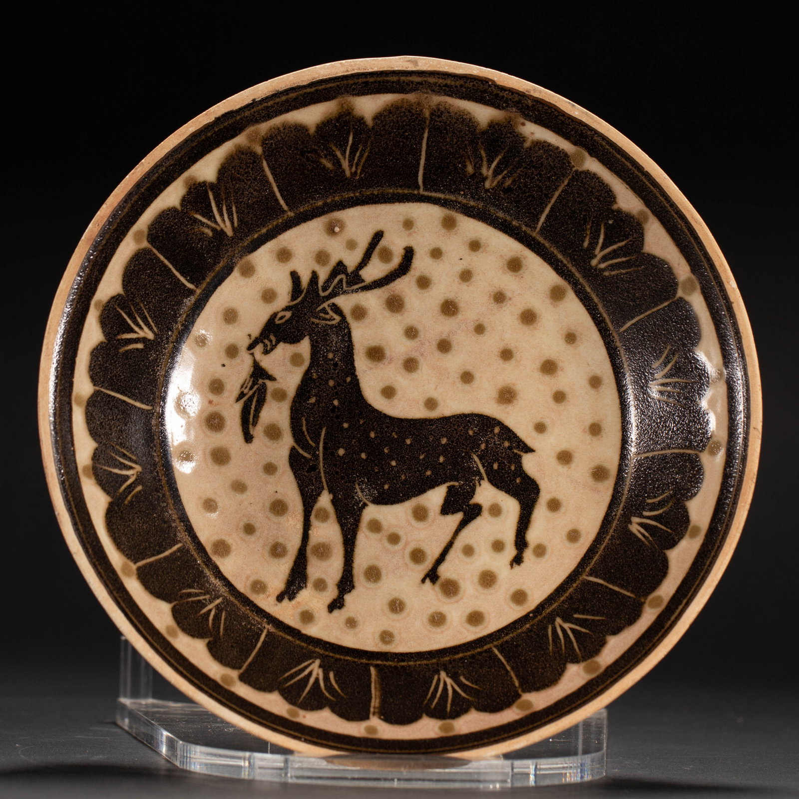 Chinese Cizhou-Type Deer Dish (1 of 7)