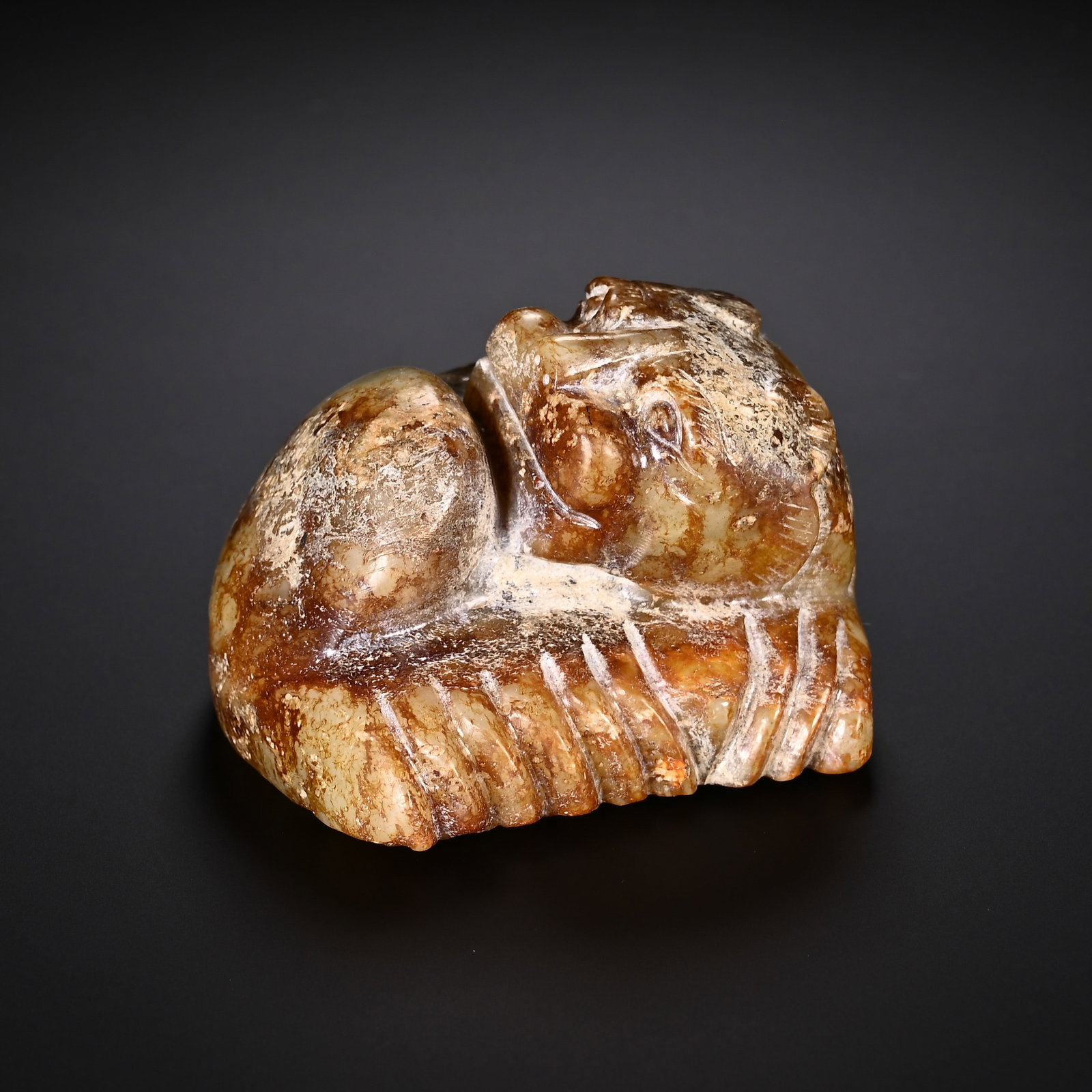 Chinese Hetian Jade Recumbent Mythical Beast (1 of 6)