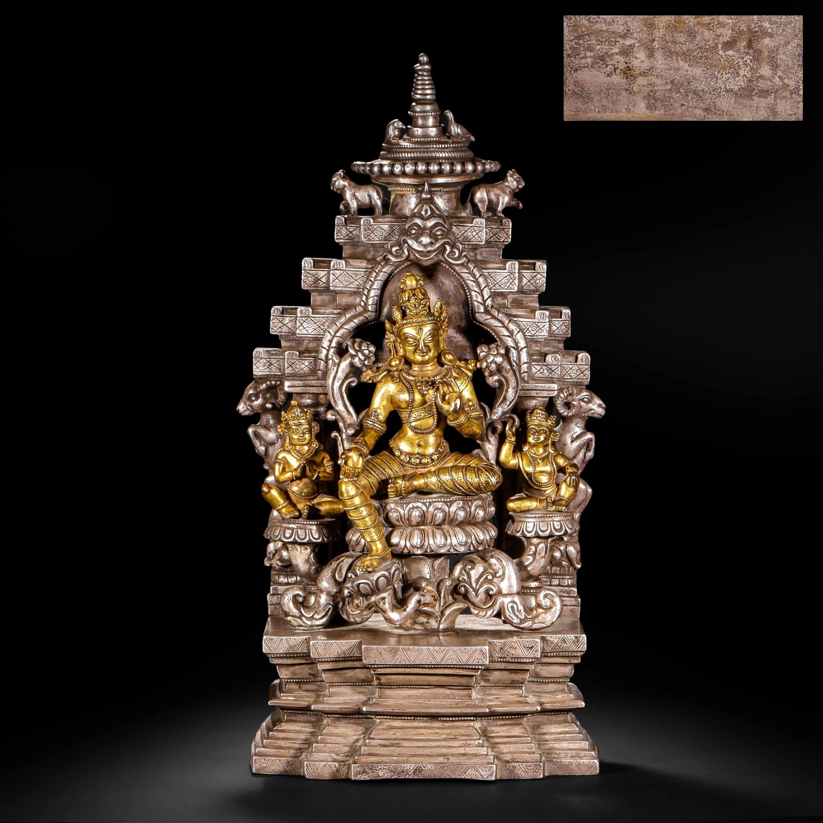 Chinese Gilt & Silvered Bronze Buddhist Statue: Chinese Gilt & Silvered Bronze Buddhist Statue This is a fine Chinese gilt and silvered bronze Buddhist statue, measuring 22 cm in length, 13 cm in width, and 42 cm in height, weighing 7550 grams. The