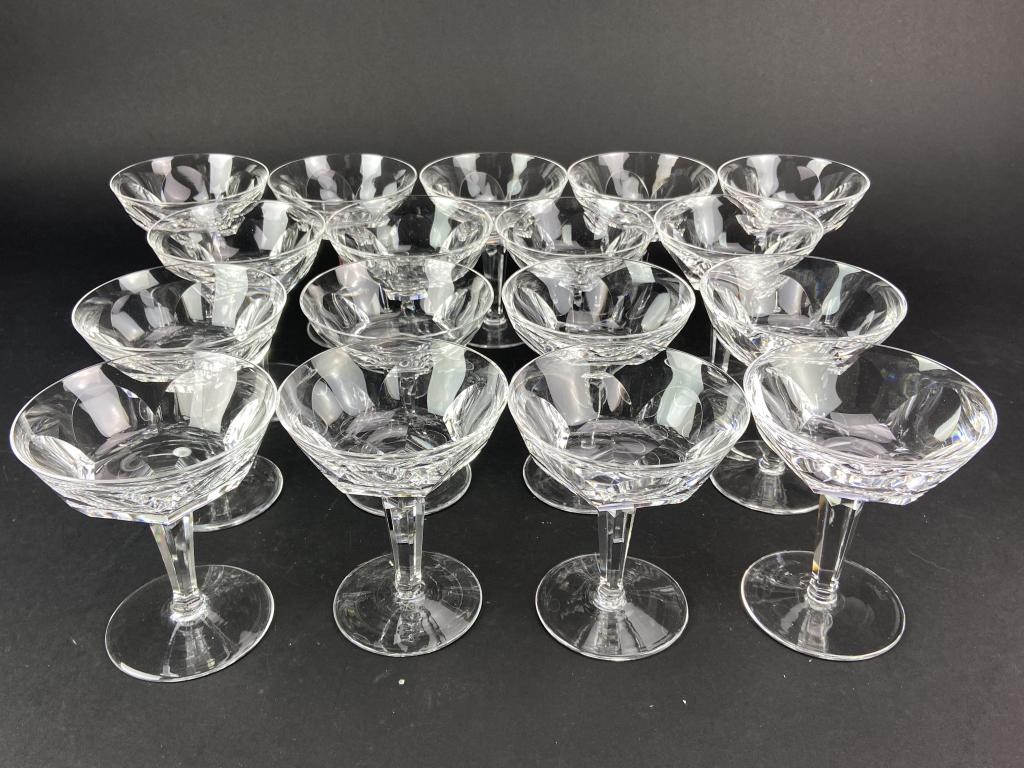 17 Waterford Sheila Crystal Champagne Glasses (1 of 5)