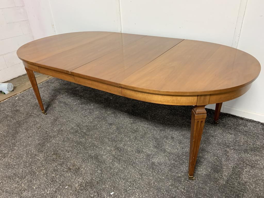 Kindel Belvedere Dining Table & 2 Leaves (1 of 12)
