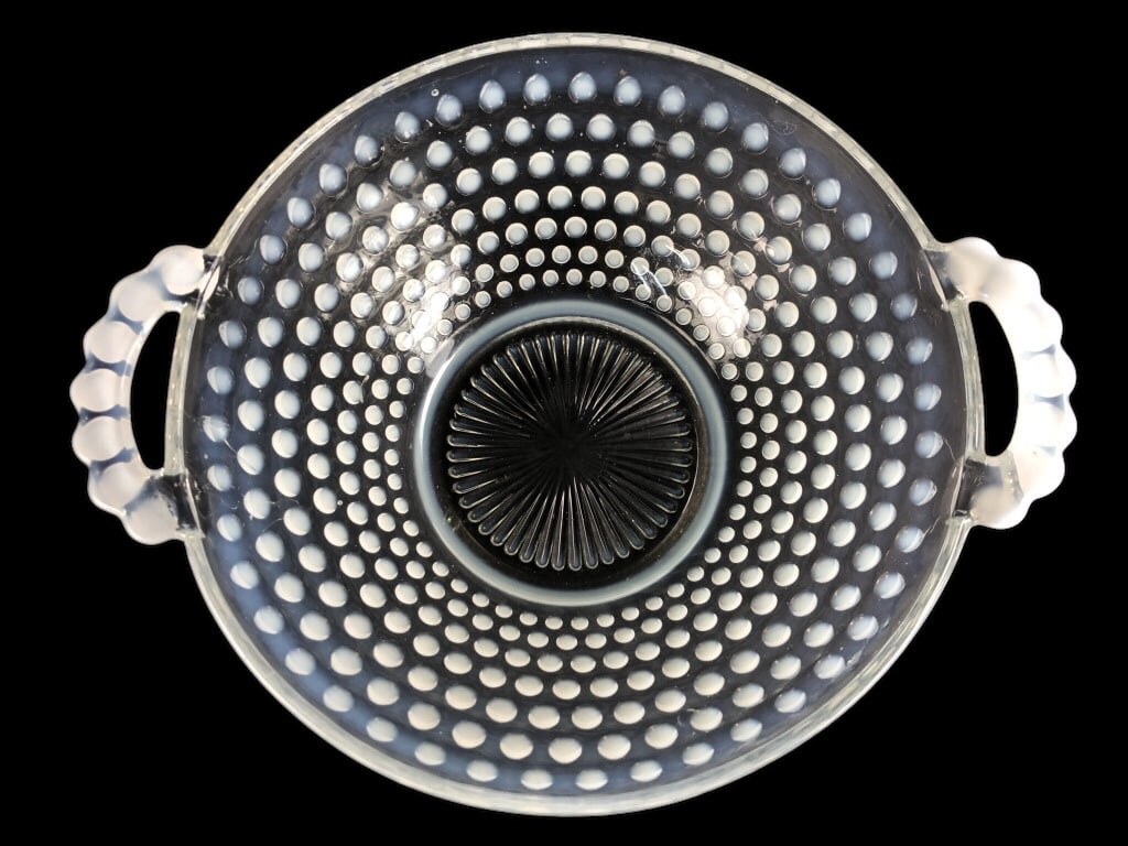 VTG Anchor Hocking Moonstone Opalescent Bowl: Vintage Anchor Hocking Moonstone Opalescent Hobnail Bowl with Handles. 6" diameter. 2.25"H. Small crack near the handle.