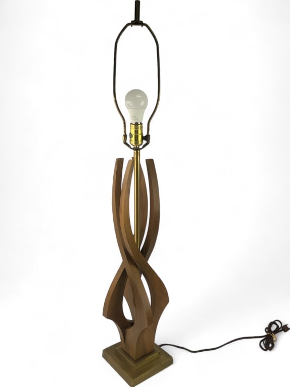 Mid-Century MCM Walnut Table Lamp (1 of 10)