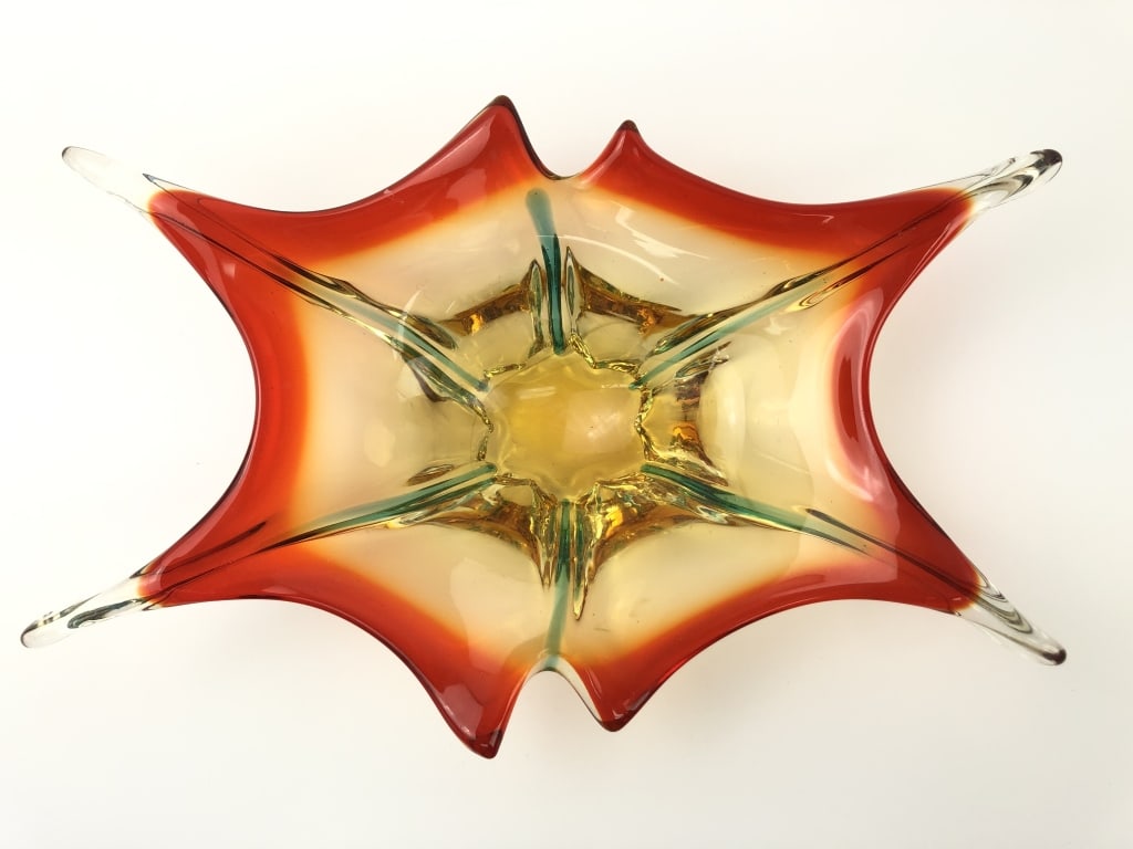 Vintage MCM Italian Art Glass Bowl: possibly murano? - 12.5" to farthest corners apart
