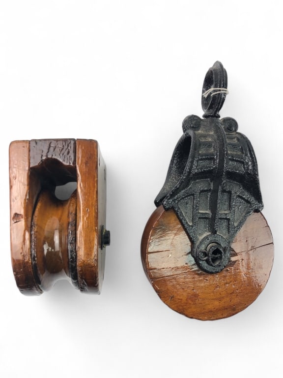 (2) Antique Restored Wooden Barn Rope Pulleys (1 of 12)