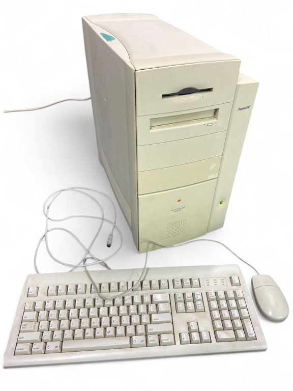 Vintage Power Macintosh 9600/233 Tower w/Keyboard: & Mouse ; tested and turns on! R6