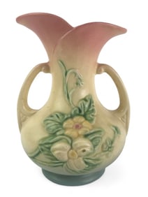 Vtg. Hull double handled magnolia vase