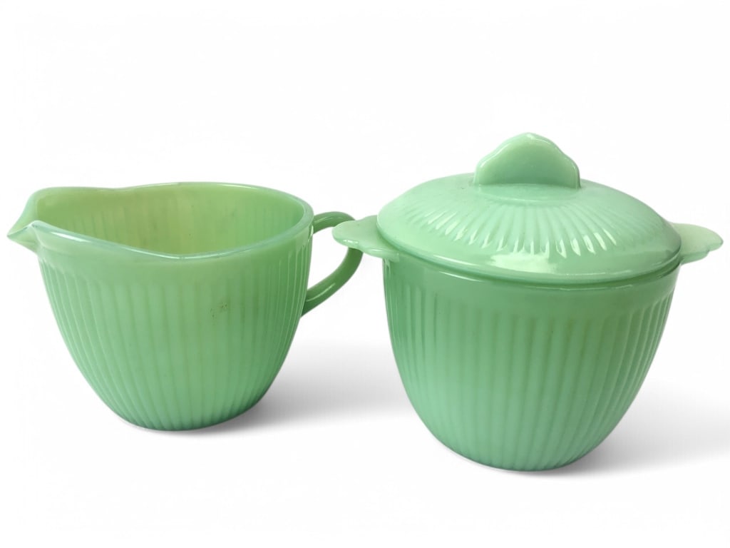 Fire-King Jadite Sugar And Creamer Set (1 of 8)