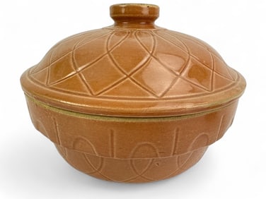 Watt Pottery Loops #8 Covered Casserole Dish