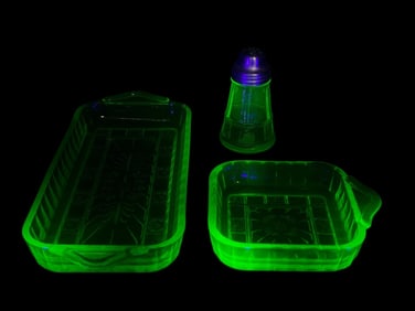Uranium Glass Shaker And Relish Dishes