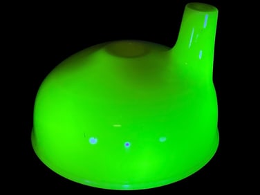 Uranium Custard Glass Juicer Attachment