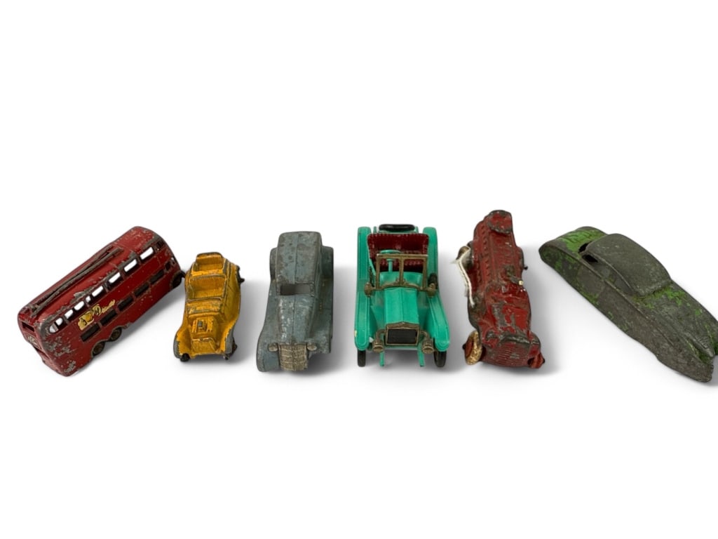 Lot Of Six Vintage Diecast Toy Vehicles (1 of 12)