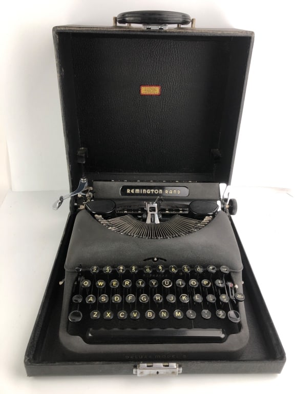 1940s Remington Rand Deluxe Model 5 Typewriter (1 of 10)