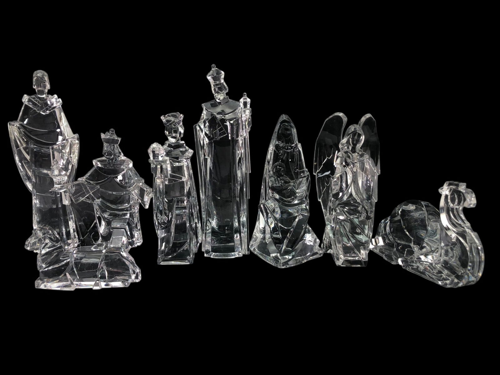 Waterfall Roman Acrylic Nativity Set 8 Pieces (1 of 16)