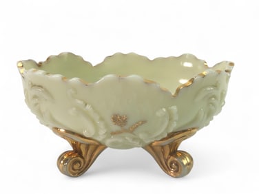 Northwood Louis XV Custard Glass Footed Berry Bowl