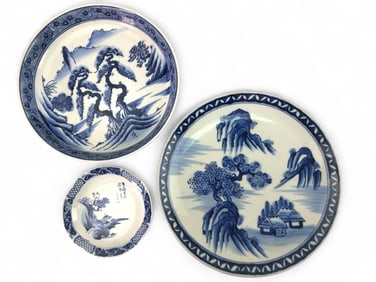 3 Japanese Blue and White Imari/Arita Porcelain Articles, Meiji Period