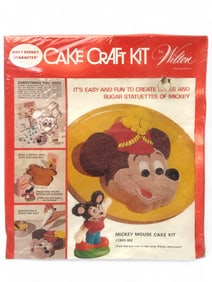 Sealed Wilton Walt Disney Mickey Mouse Cake Kit